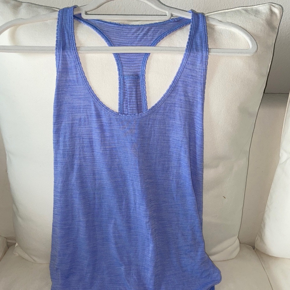 Lululemon light blue tank size 4